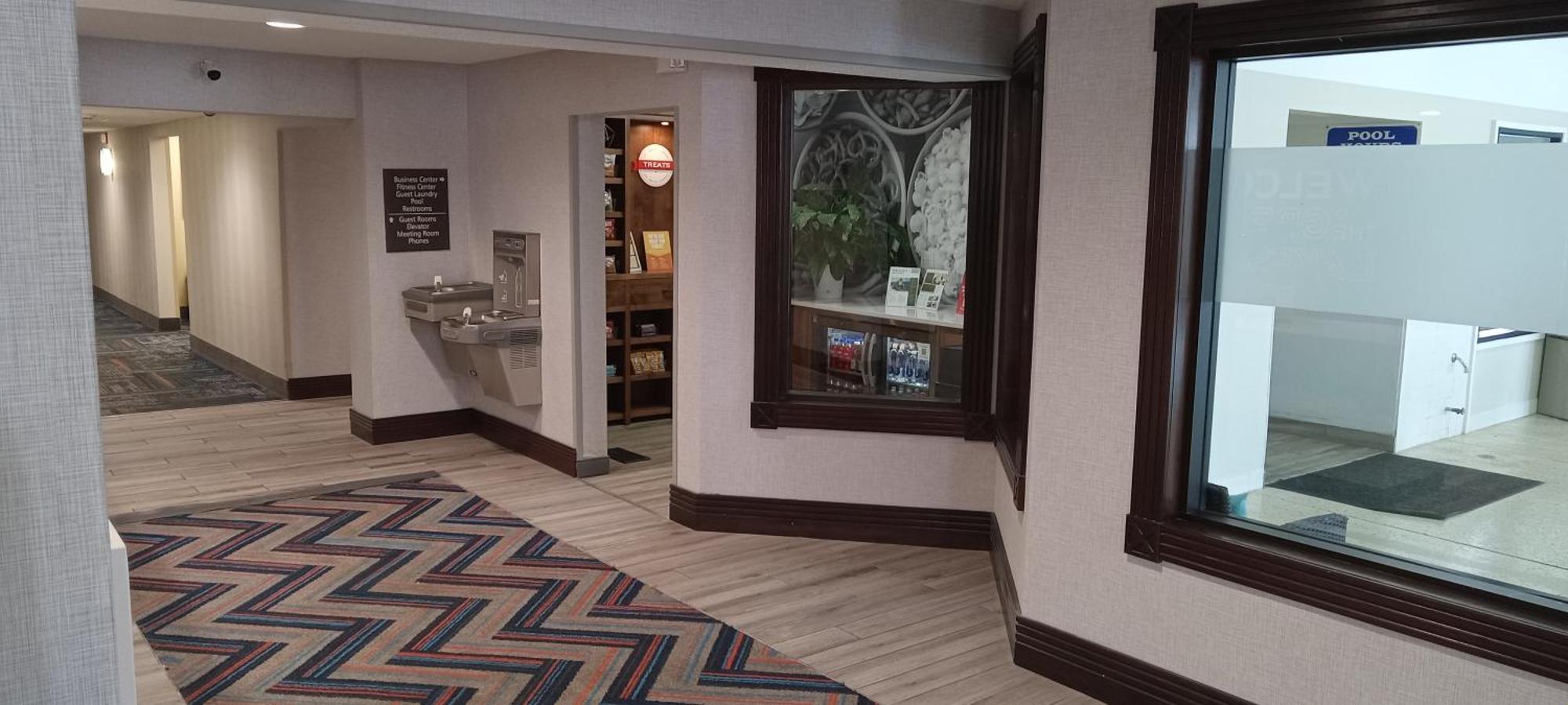 Hampton Inn Birch Run Bagian luar foto