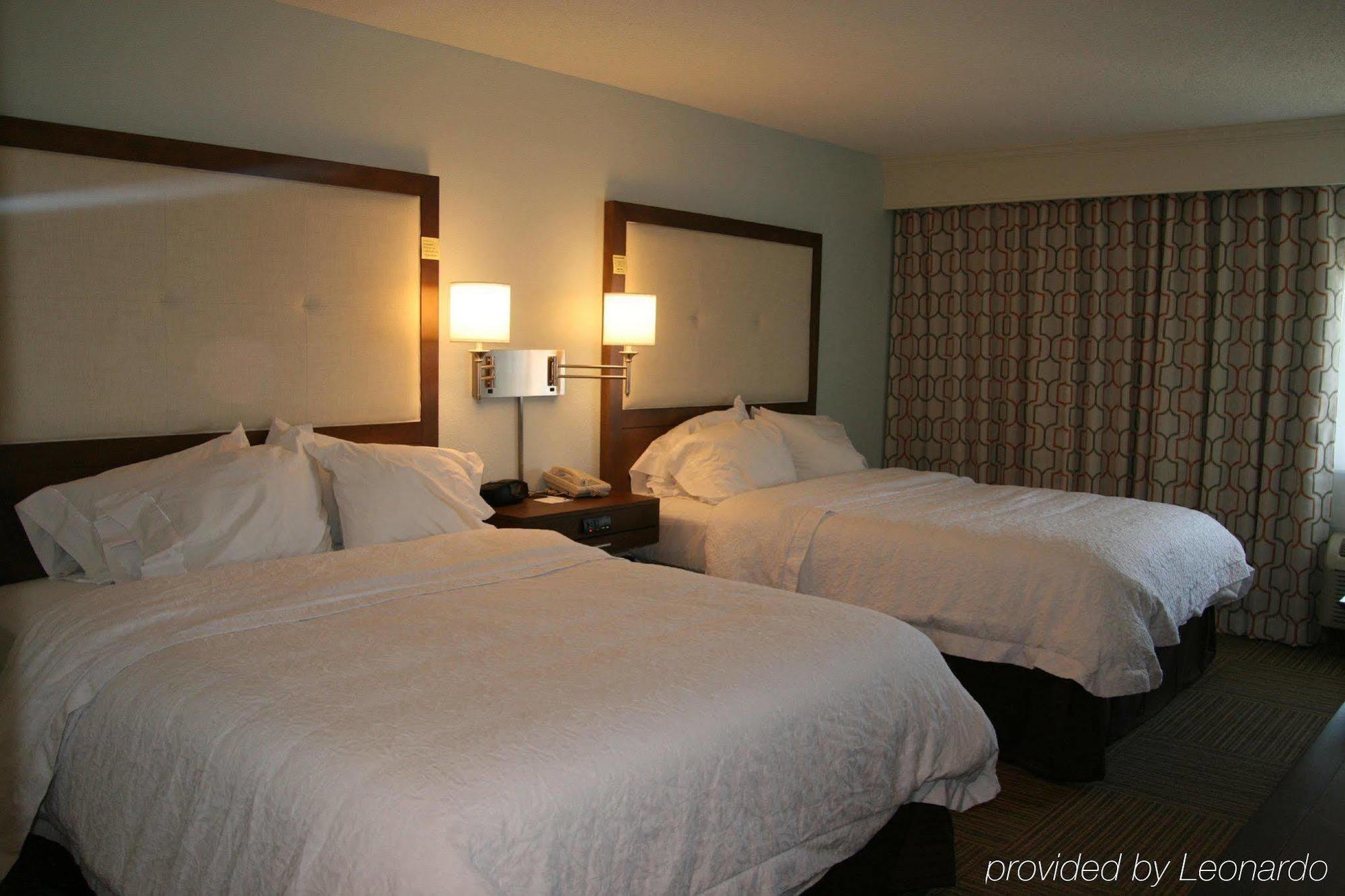 Hampton Inn Birch Run Bagian luar foto