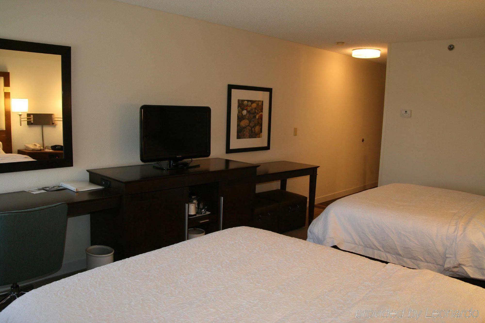 Hampton Inn Birch Run Bagian luar foto